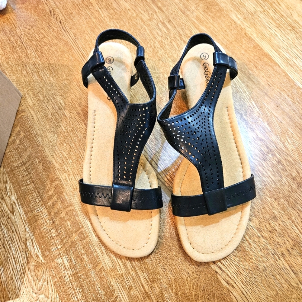 Black Sandals for Women, NIB, SZ 9